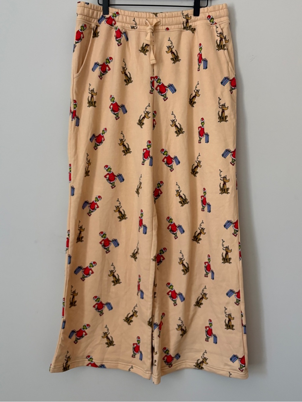 American Eagle The Grinch Sweatpants-XL